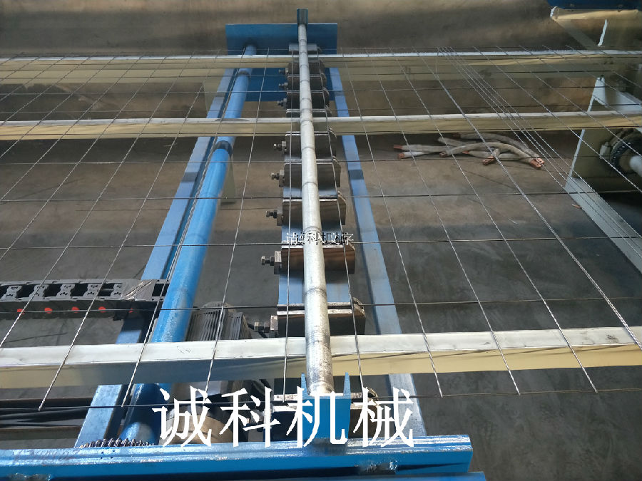 3-6mm盤絲入料焊網機的特點